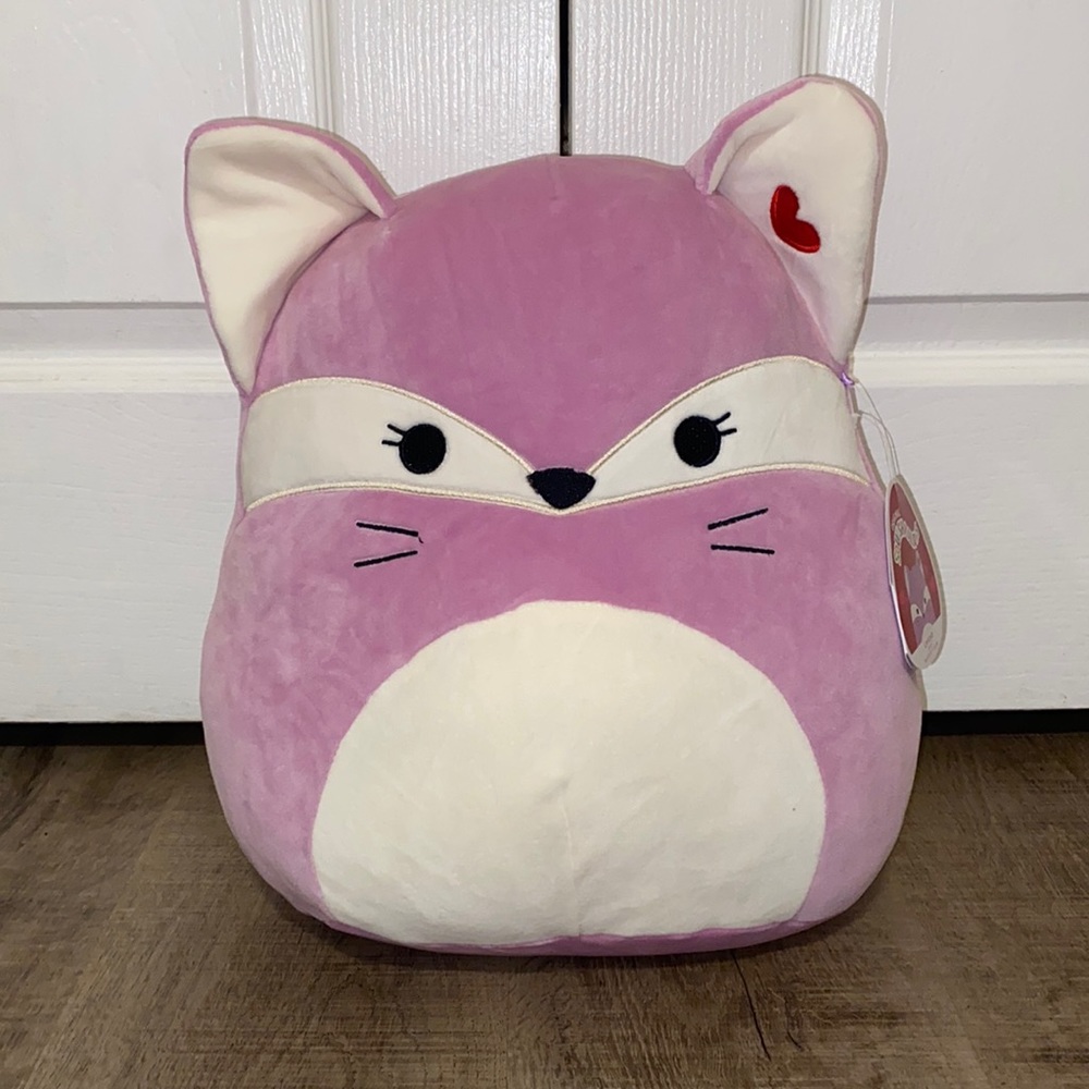 Lenaya the Fox V-Day Squishmallow